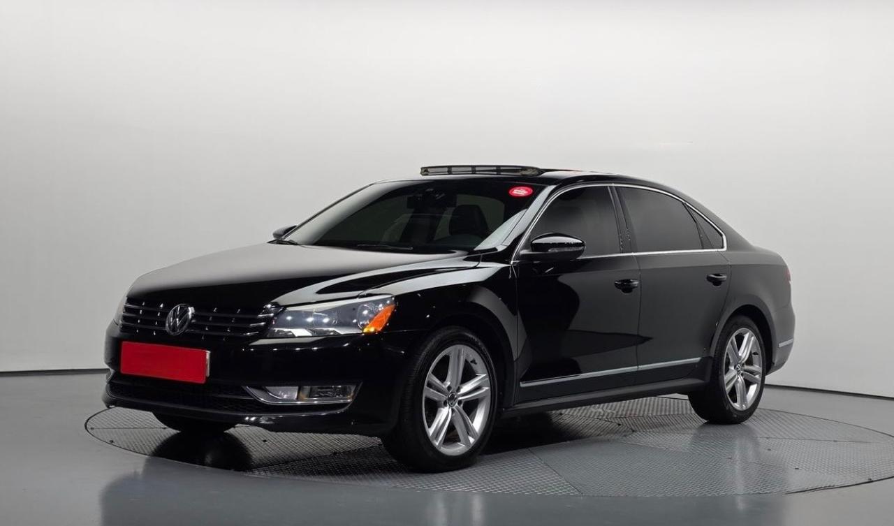 Volkswagen Passat 2014 — front view
